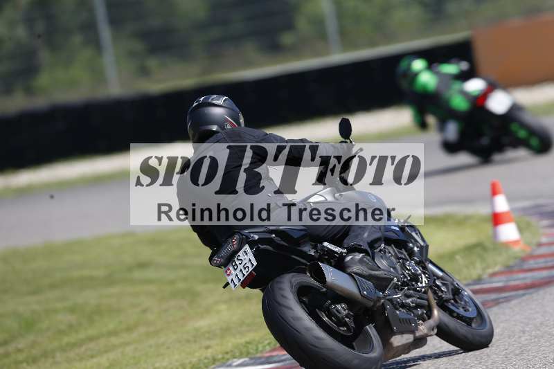 Archiv-2025/42 07.08.2025 Peter Studer Girls Day ADR/Gruppe blau/backside